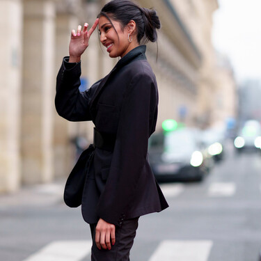 Mango vende la chaqueta de punto más bonita y perfecta para el entretiempo que parece de lujo, pero con un precio asequible 