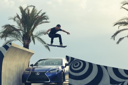 Video: la patineta voladora de Lexus te demuestra su funcionamiento sin ningún tipo de efectos especiales