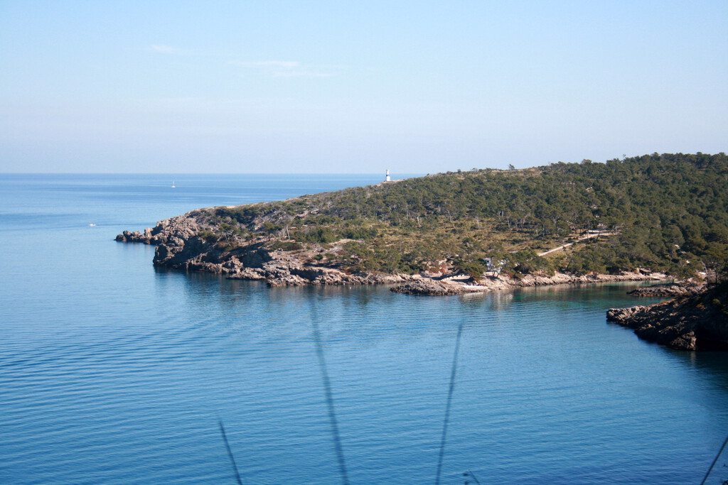 El ejército quiere ampliar el área militar de una esquina privilegiada de Mallorca. Sus vecinos le han dicho no tan rápido