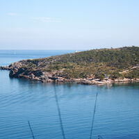 El Ejército quiere más terreno en uno de los lugares más bonitos de Mallorca. Sus 21.000 vecinos le han dicho "no tan rápido"