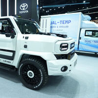 La nueva Toyota Hilux transforma su versión más austera en una mini Mercedes Clase G 