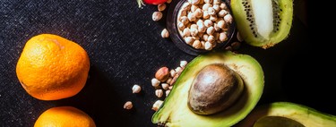 Siete alimentos que te ayudan a cuidar la salud de tus riñones (y recetas para sumarlos a tu dieta)