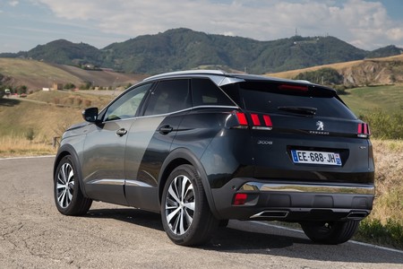 Comparativa Seat Ateca Peugeot 3008 11