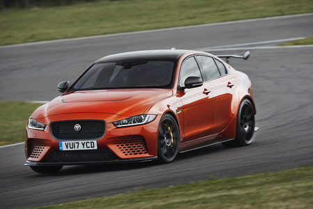 Jaguar quiere que su XE SV Project 8 sea la berlina más rápida en Nürburgring