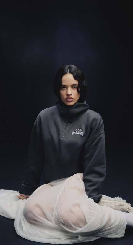 Nb S126 204l U204l2sz Rosalia Full Body Black Background 02 287 Fnl