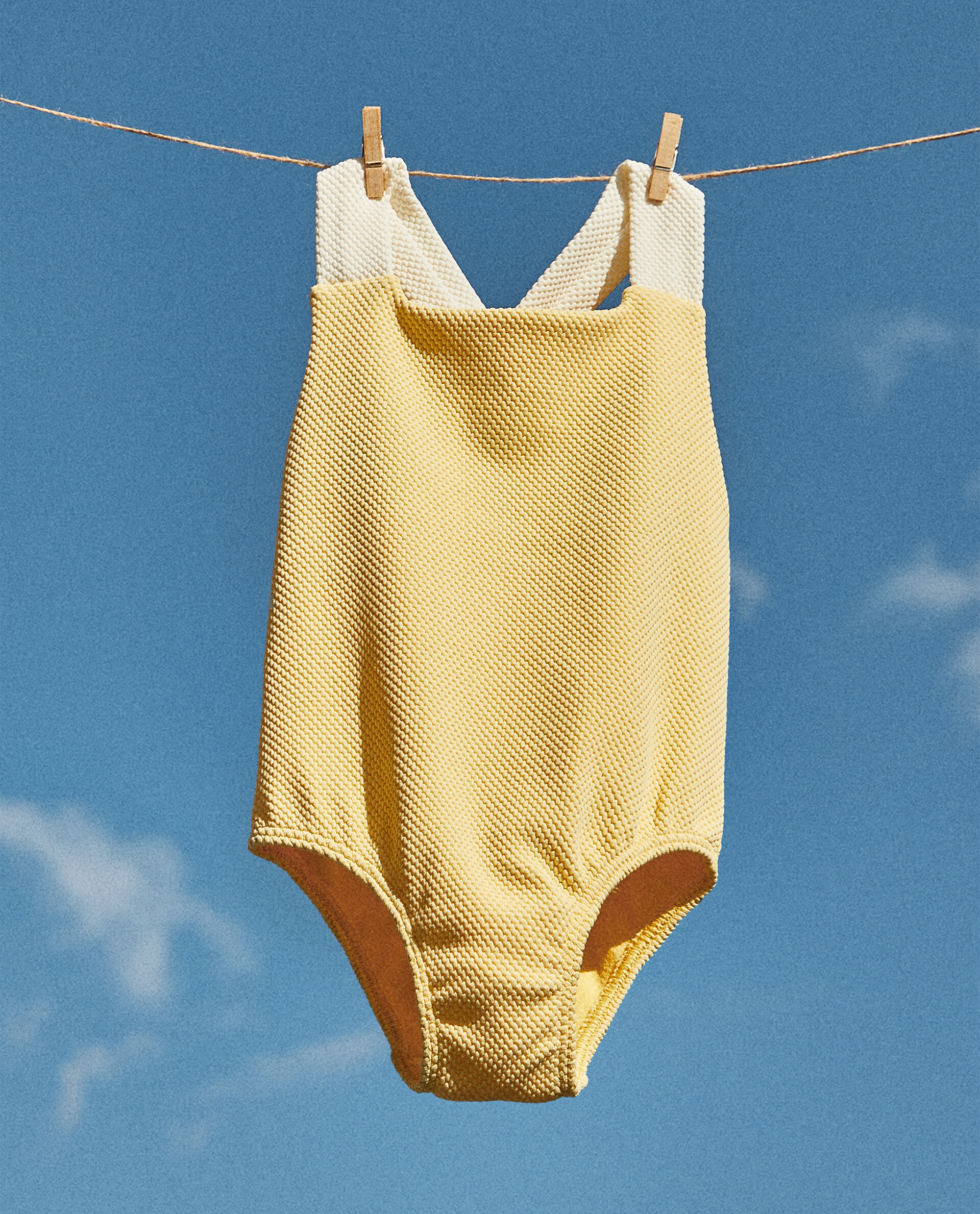 TRAJE DE BAÑO PIQUE