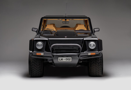 Lamborghini LM002