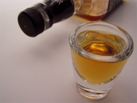 El alcohol de fin de semana puede ser un impedimento para perder la barriga