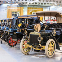 La legendaria colección Ford del Museo Den Hartogh, con más de 200 coches clásicos, se pone a la venta