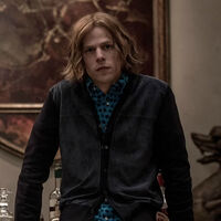 "La industria no quería que apareciera en una película de superhéroes": Jesse Eisenberg cuenta las consecuencias que sufrió por su actuación en Batman v Superman 