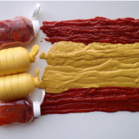España vuelve a cobrar por colocar su deuda 