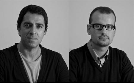 Es peligroso no educar a los menores y no preocuparnos por lo que hacen o les hacen en Internet. Pere Cervantes y Oliver Tauste
