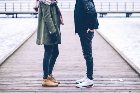 ¿Tu pareja utiliza estas apps? Cuidado. Puede ser el primer paso para el acoso