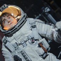 Es una de las mejores películas del año y mezcla ciencia ficción espacial y sátira: acaba de llegar al top de lo más visto en Max