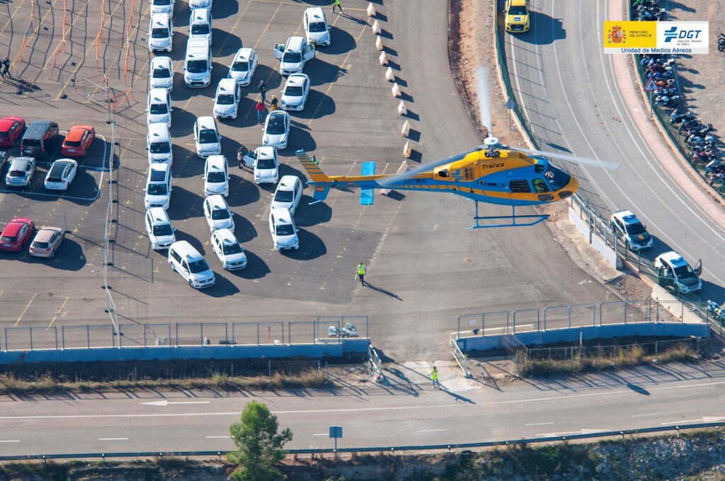 La DGT vigilará (aún más) el exceso de velocidad entre el 15 y el 21 de abril. Estas son las multas y por qué lo hace 