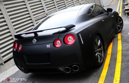 Nissan GT-R