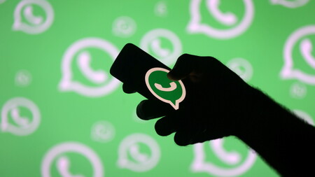 Podemos no aceptar la nueva política de privacidad de WhatsApp… pero iremos perdiendo funcionalidades hasta que cambiemos de idea