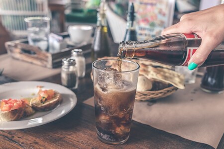 Consumir bebidas azucaradas con frecuencia en los primeros meses de lactancia podría afectar el desarrollo cognitivo de los niños