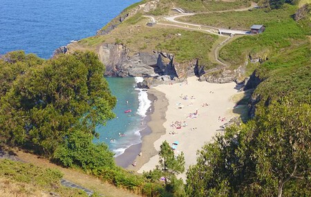 Pueblos Pesqueros Asturias Norte Espana Turismo Playa Bonito Desconectar Naturaleza Descanso