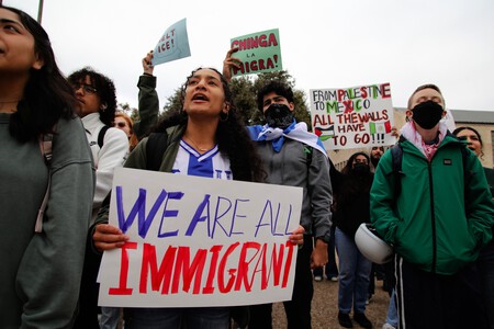 Manifestantes contra politica imigratória dos Estados Unidos.