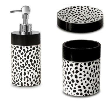 Accesorios animal print para el baño de Donna Karan