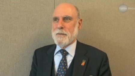 El "padre de Internet" pide disculpas por el IPcalypsis
