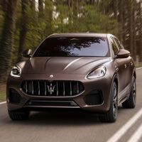 Hertz se quitó de encima miles de Tesla a precio de saldo. Ahora vende sus Maserati por lo que cuesta un Toyota C-HR