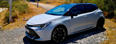 Probamos el Toyota Corolla GR SPORT, con suspensión AVS y un extra de picante