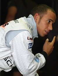 Hamilton ya manda