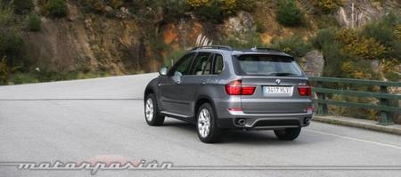 BMW X5 4.0d xDrive trasera
