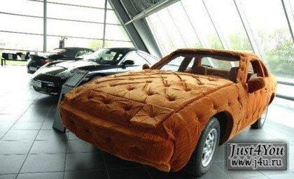 Porsche 924 Sofa Edition