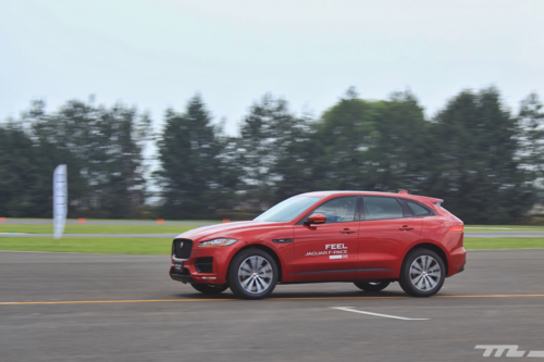 Con unas vueltas en pista nos dimos cuenta que el Jaguar F-Pace quiere ser mejor que los SUV alemanes