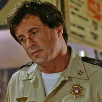 "Fui idiota, no tuve agallas". Stallone lleva 47 años lamentando haber rechazado una peli que le habría convertido en veterano de Vietnam años antes de Rambo