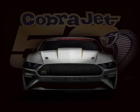 El nuevo Ford Mustang Cobra Jet devorará el 1/4 de milla en menos de 9 segundos