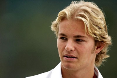 Nico Rosberg se queda