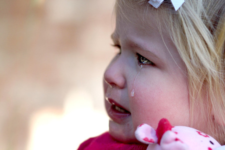 Cerebro del bebé y violencia infantil