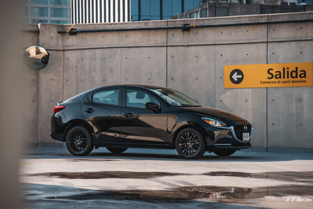 Mazda 2 Carbon Edition Sedan Prueba De Manejo Opiniones Resena Fotos 64