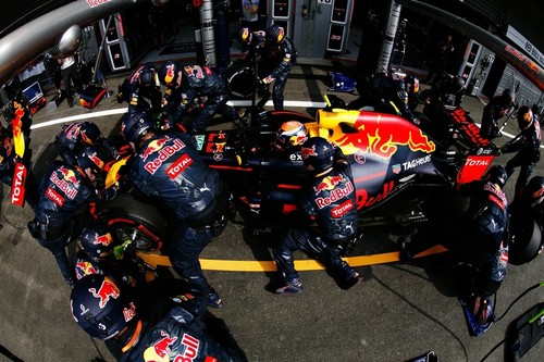 De la Fórmula 1 a la Nascar: este vídeo te descubre en qué se diferencian los pit-stop según la categoría 