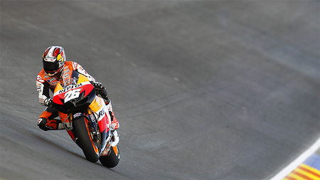 MotoGP Valencia 2012: Dani Pedrosa y un grato caos cierran la temporada