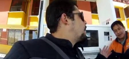 Si repostas gasolina, te cobrarán el doble por ser extranjero