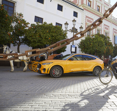 Ford Mustang Mach-E GT Prueba Circuito 10