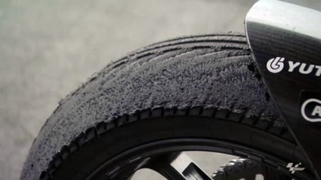 Dunlop nos cuenta algunos secretos de los neumáticos de Moto2 