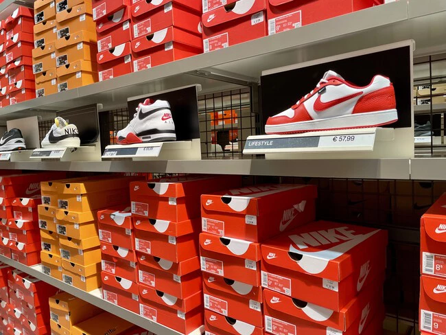 outlet nike