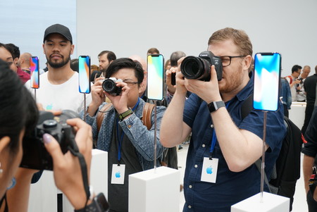 Desde el Apple Park: primeras impresiones del iPhone 8, iPhone X, Apple Watch Series 3