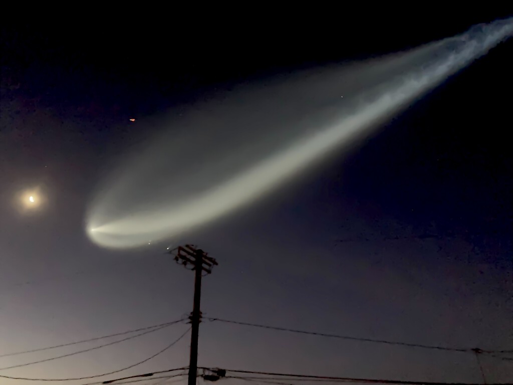 Un fragmento de cohete de SpaceX va a estrellarse contra la Luna este miércoles. Y los científicos están encantados  