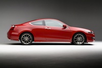 Honda Accord Coupe HFP, mitad sedán mitad coupé, mitad japonés mitad americano