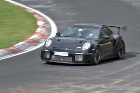 ¡Sube el volumen! Ahora puedes ver y escuchar el Porsche 911 GT2 RS haciendo ejercicio en Nürburgring