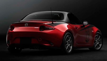 Mazda presentará un techo rígido para el MX-5 y un kit aerodinámico para el Mazda3 en el Tokyo Auto Salon
