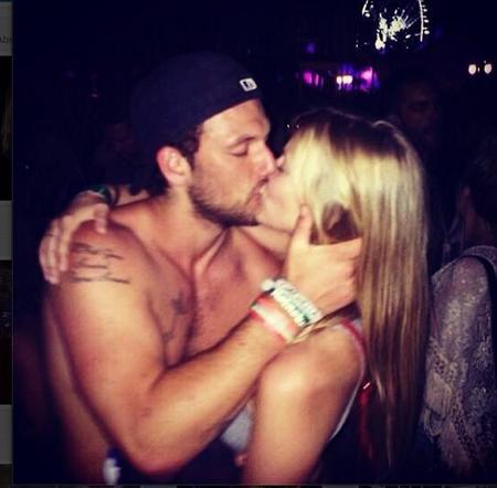 Esta rubia os ha quitado a Alex Pettyfer...