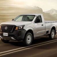 La pick-up que mueve a México ahora cuesta menos: Nissan recorta el precio de la NP300 en más de 50,000 pesos